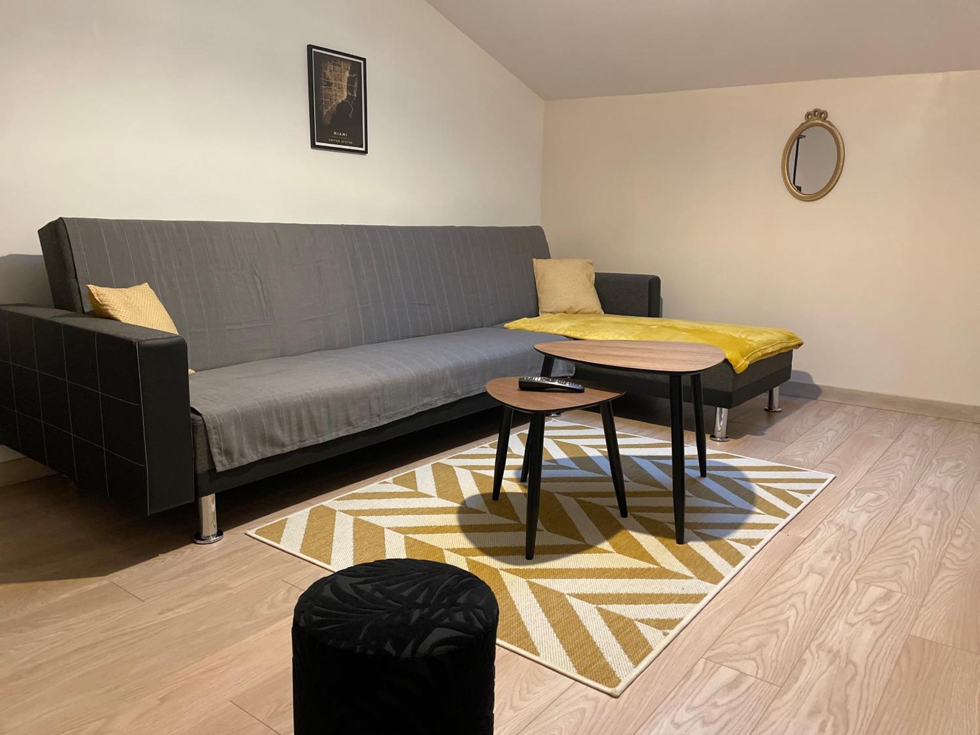 Lindor Apartment อองกูแลม ภายนอก รูปภาพ